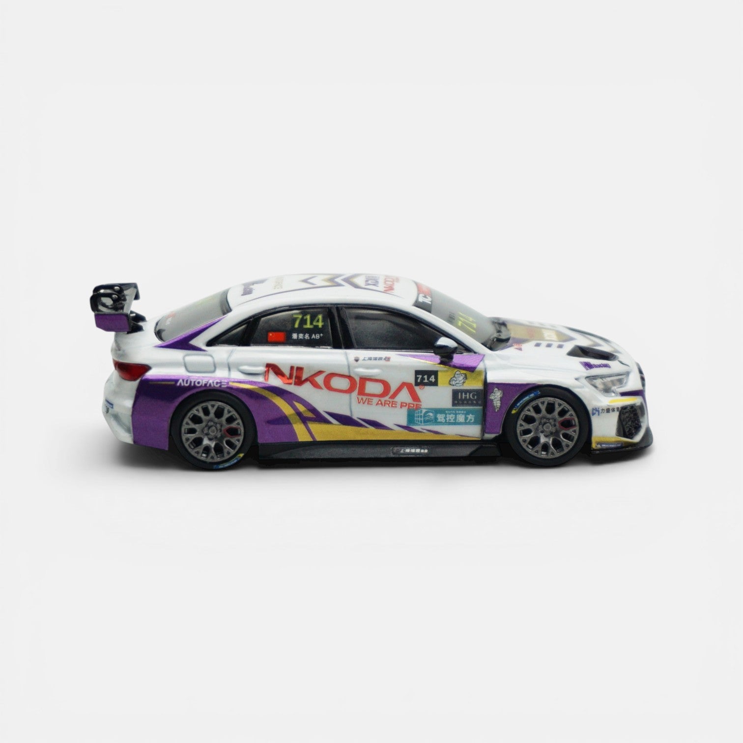 nzg-audi-rs-3-lms-nkoda-2024-rennauto-modell-1-64 image 6