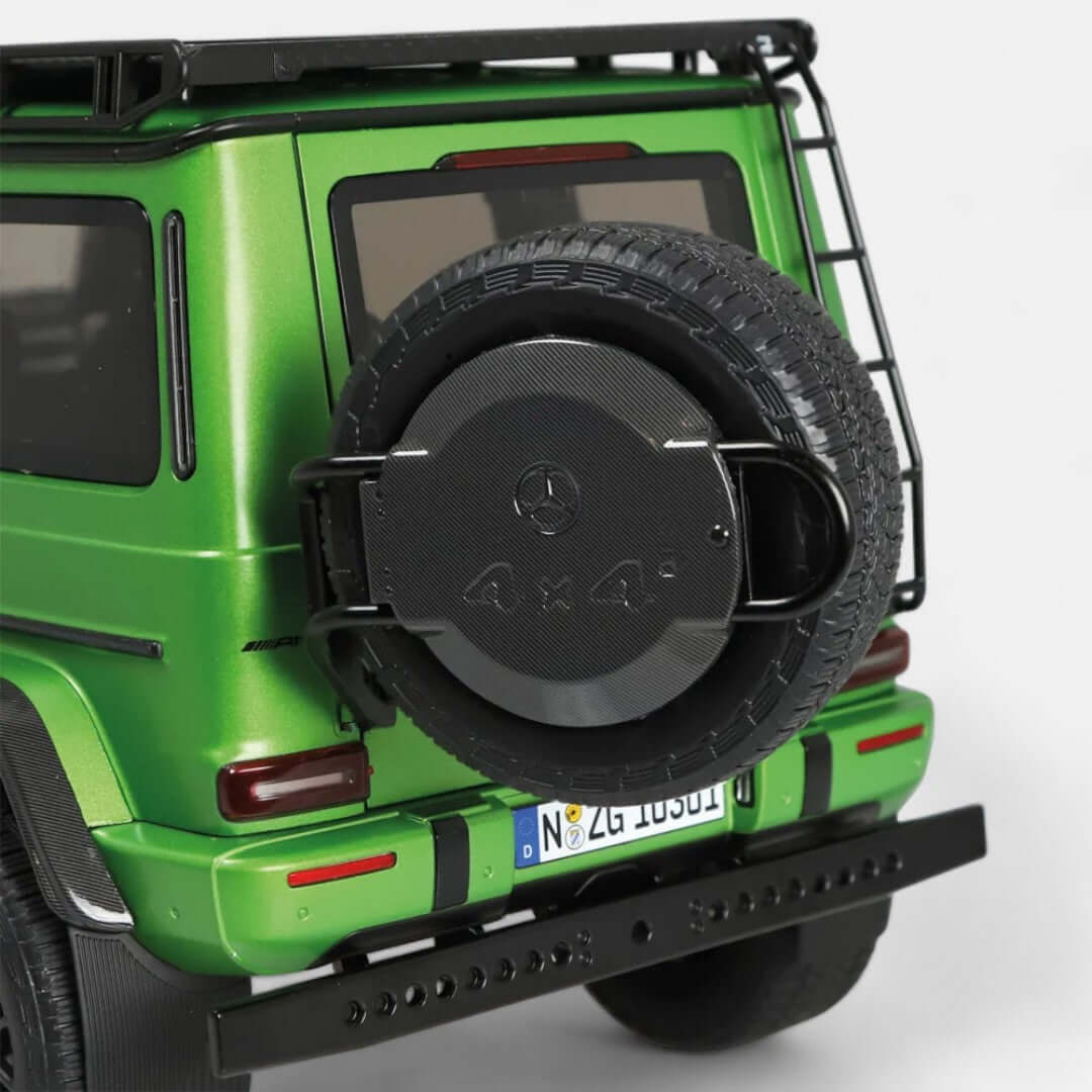 nzg-mercedes-amg-g-63-4x4-w463-modellauto-1-12-offroad image 4