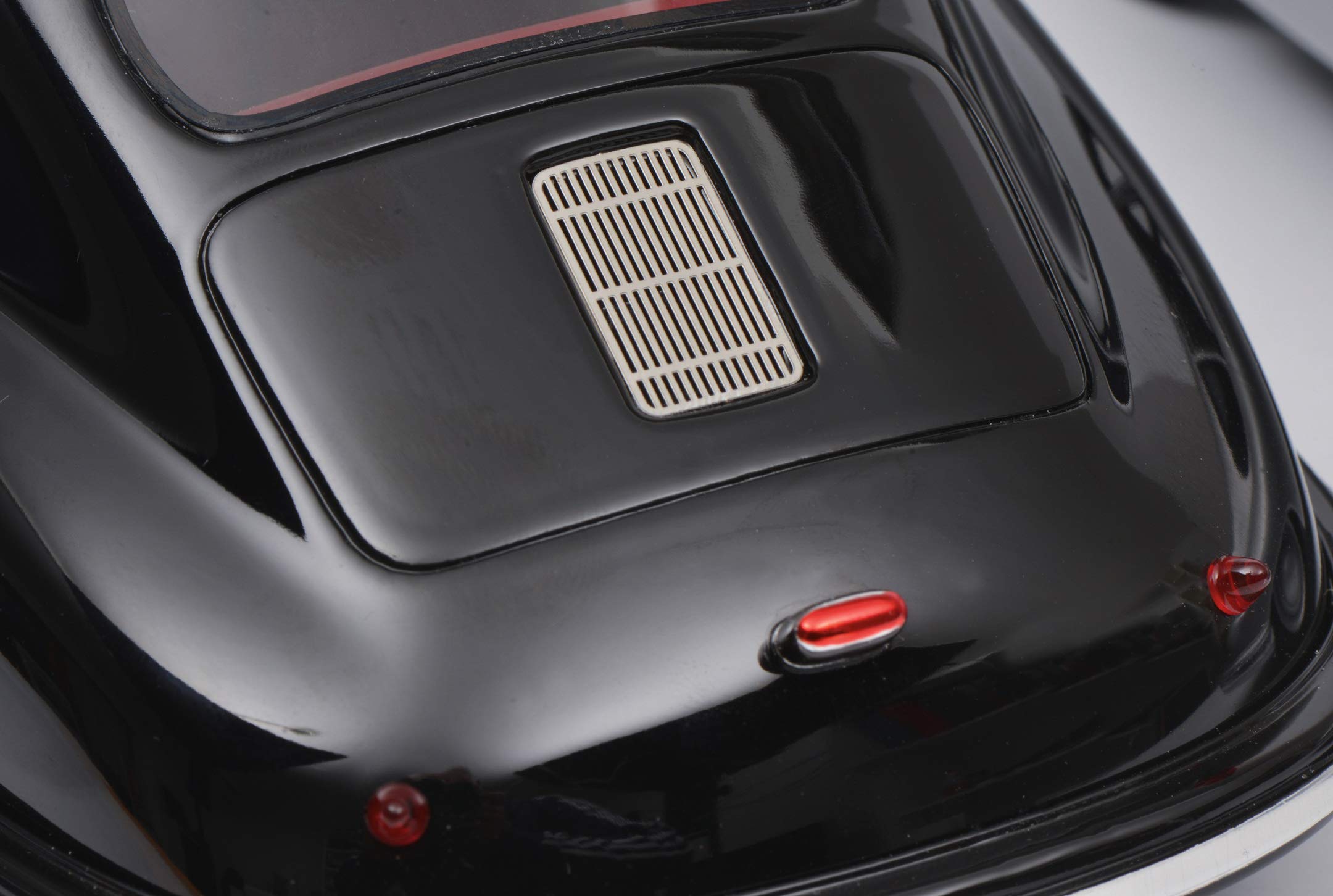 schuco-pro-r18-porsche-356-gm-nd-coup-1-18-schwarz-resin image 7