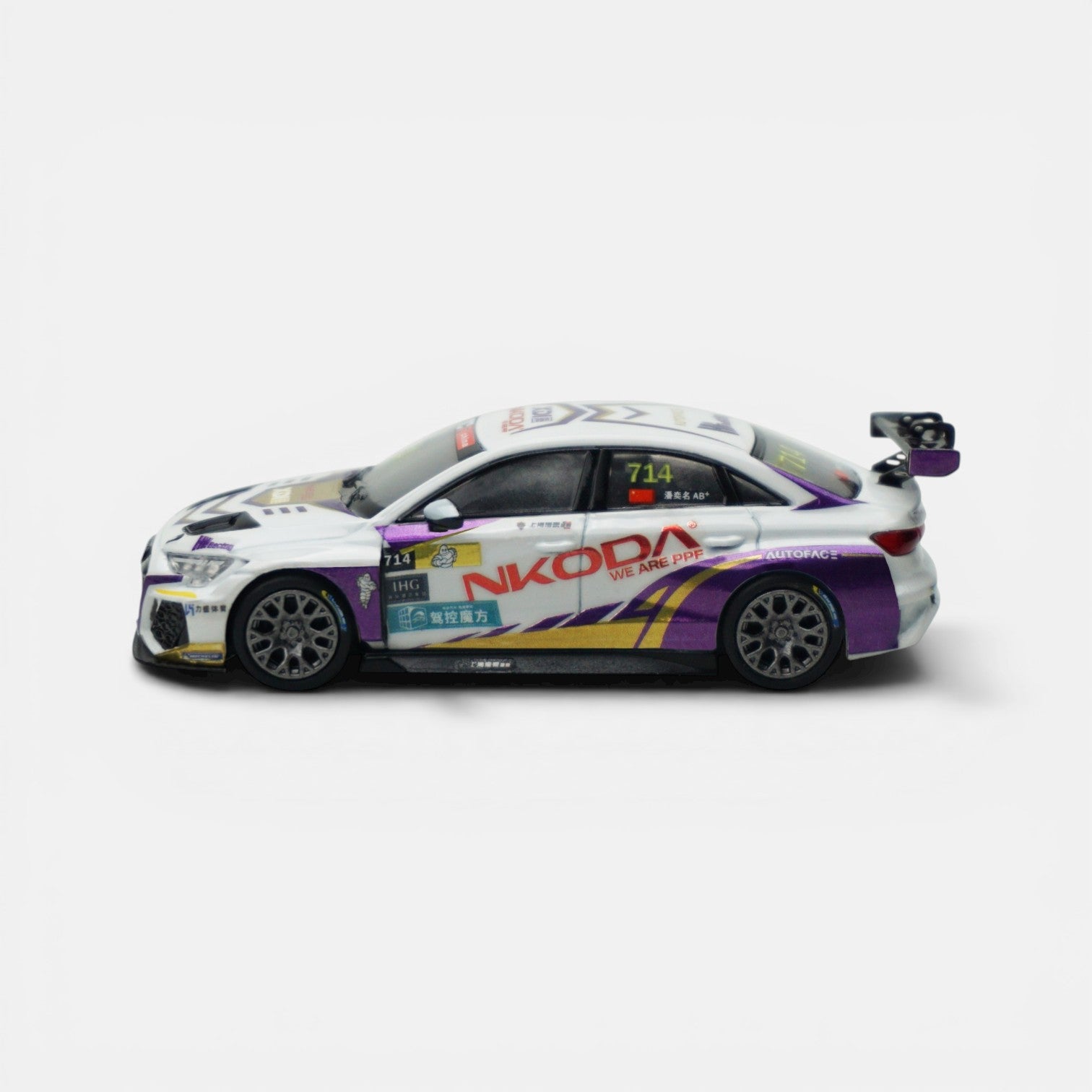 nzg-audi-rs-3-lms-nkoda-2024-rennauto-modell-1-64 image 2