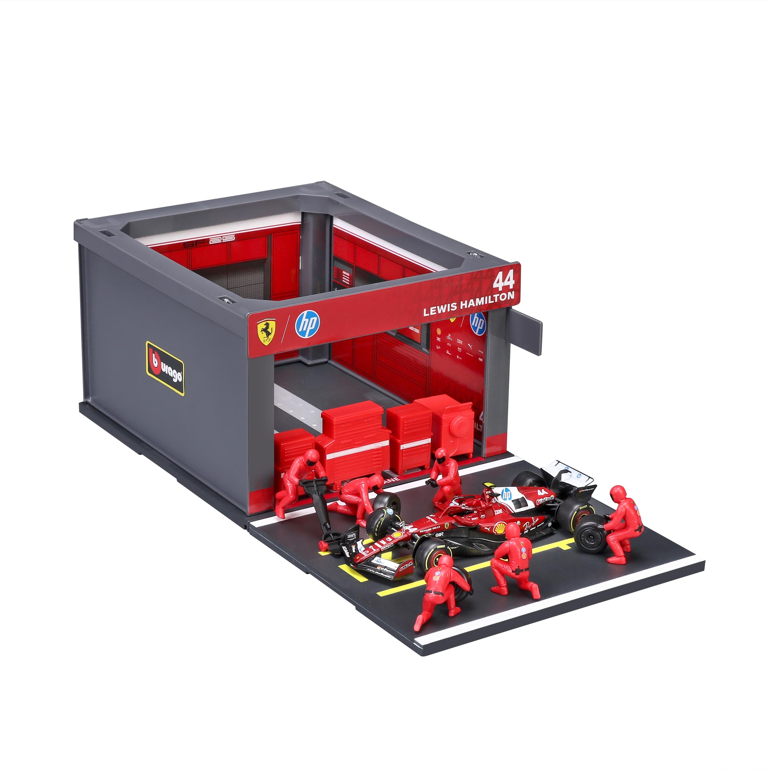 bburago-f1-pit-stop-ferrari-sf-25-44-diorama-1-43 image 4