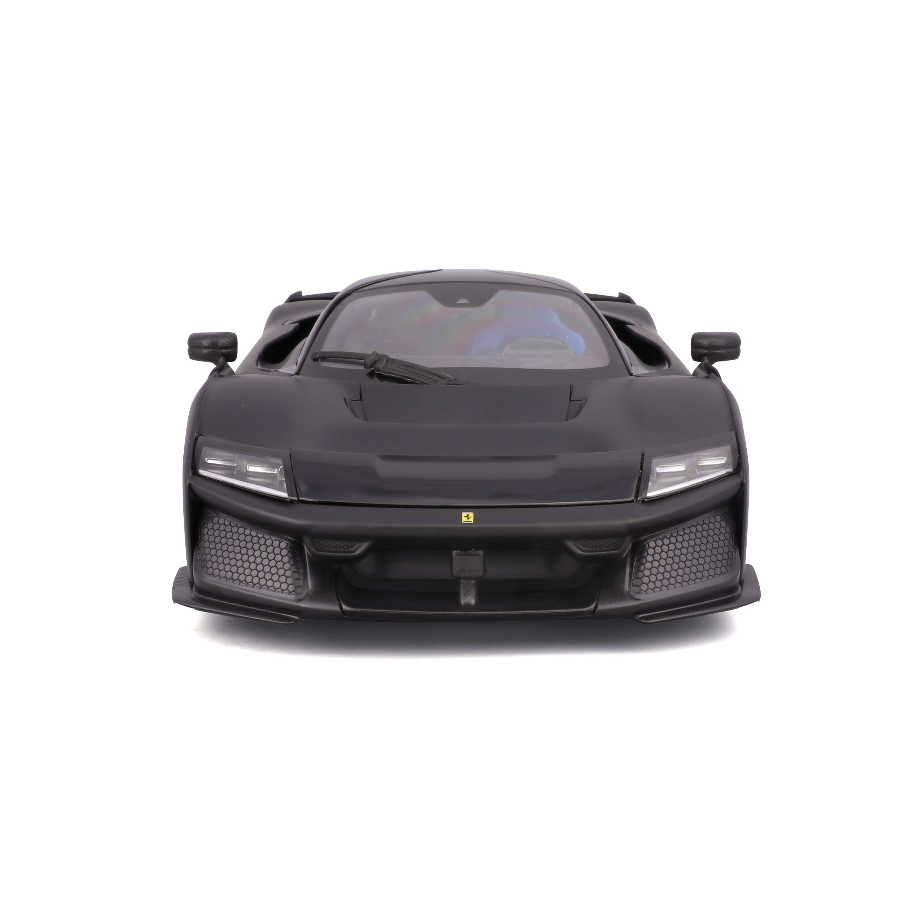 bburago-ferrari-f80-modellauto-1-18-schwarz-matt-exclusive image 3