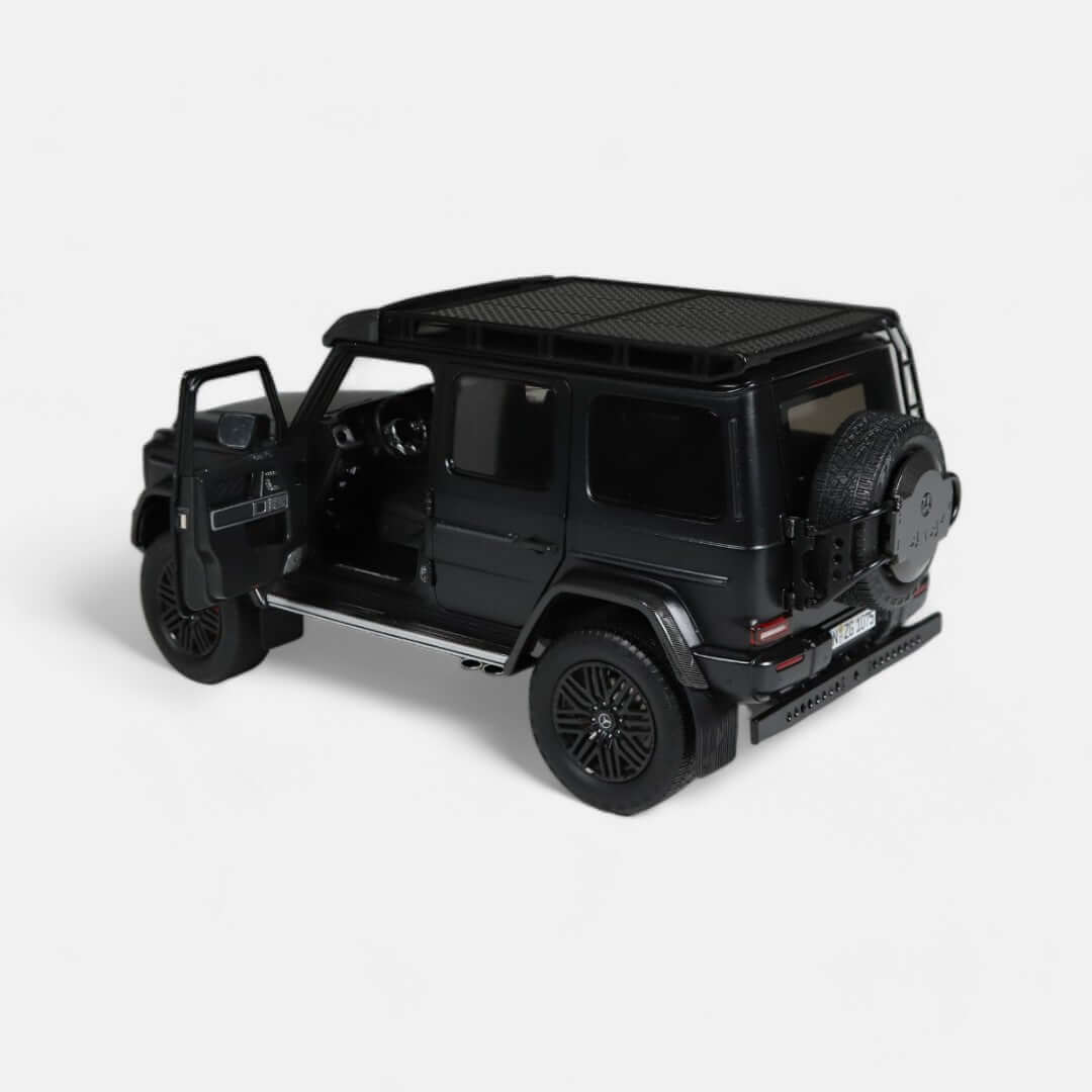nzg-mercedes-amg-g-63-4x4-modellauto-1-18-night-black image 4