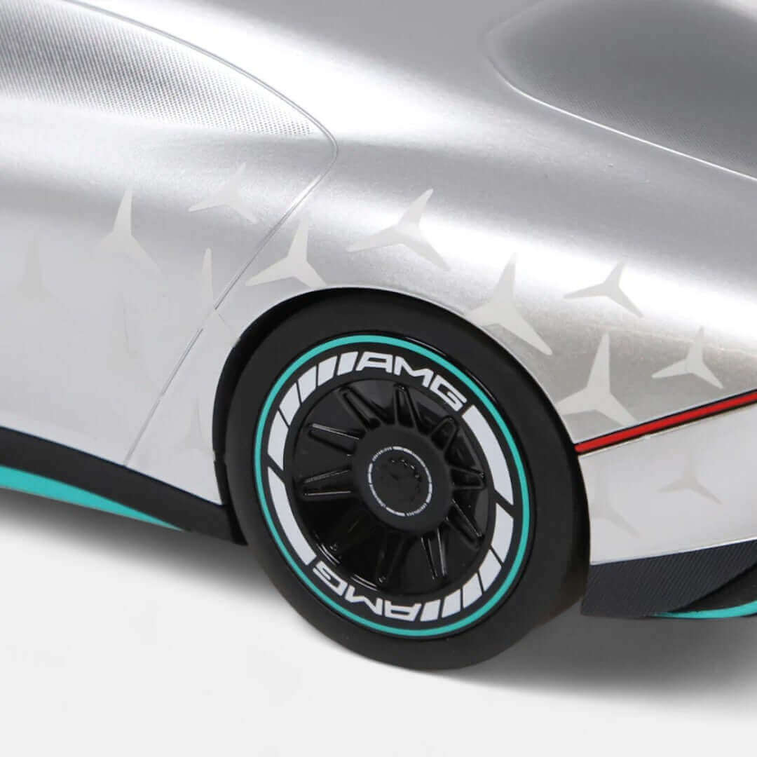 nzg-mercedes-amg-vision-auto-modell-1-18-mirrorcam image 5