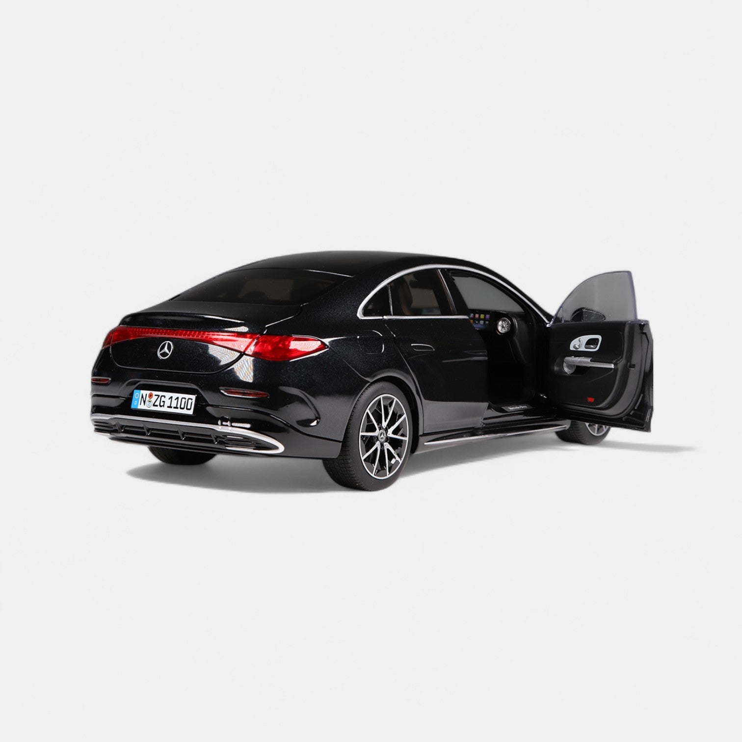 nzg-cars-mercedes-benz-cla-coup-modellauto-mit-eq-technologie image 5