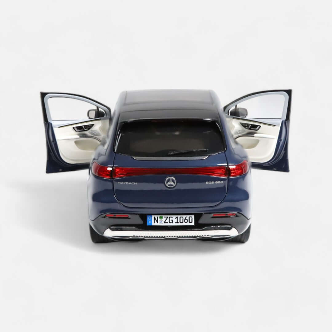 nzg-cars-mercedes-maybach-eqs-suv-modellauto-1-18-sodalithblau image 4