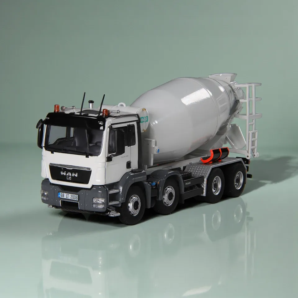 nzg-man-tgs-8x4-imer-fahrmischer-lkw-modell-1-50 image 1