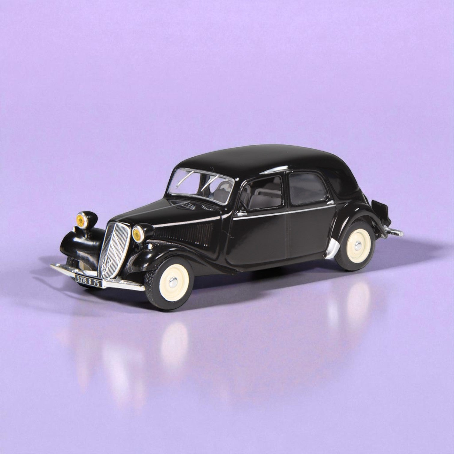 citro-n-traction-11cv-modellauto-1-43-schwarz-tdf-1955 image 1