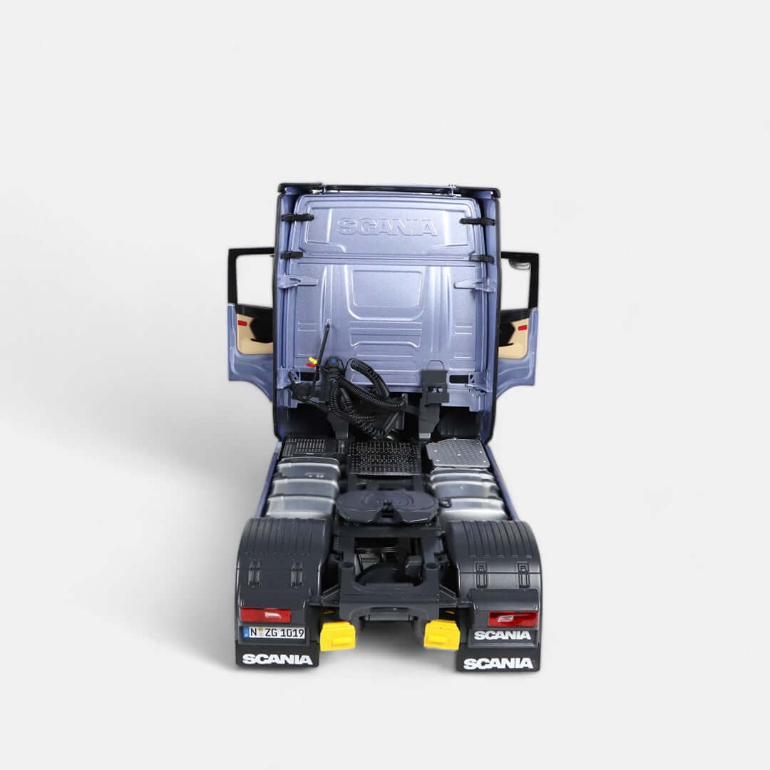 nzg-scania-730s-v8-4x2-lkw-modell-1-18-blau image 4