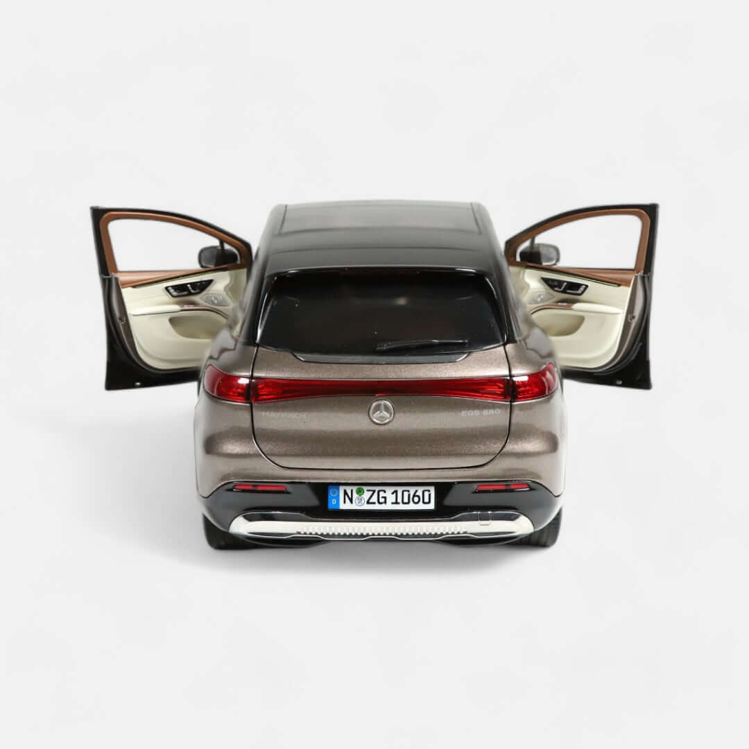 nzg-cars-mercedes-maybach-eqs-suv-modellauto-1-18-sodalithblau image 7