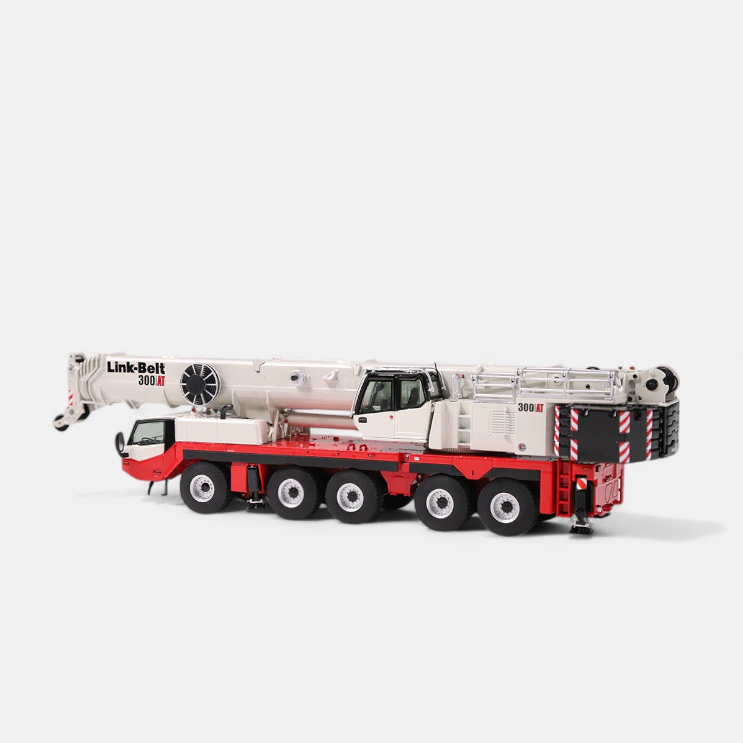 nzg-link-belt-300-at-autokran-modell-1-50-teleskoparm image 2