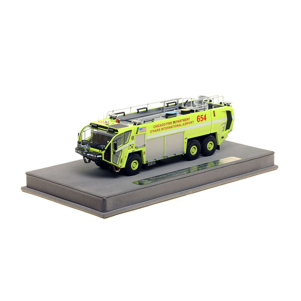 nzg-oshkosh-6x6-striker-3000-arff-654-feuerwehr-1-50 image 3