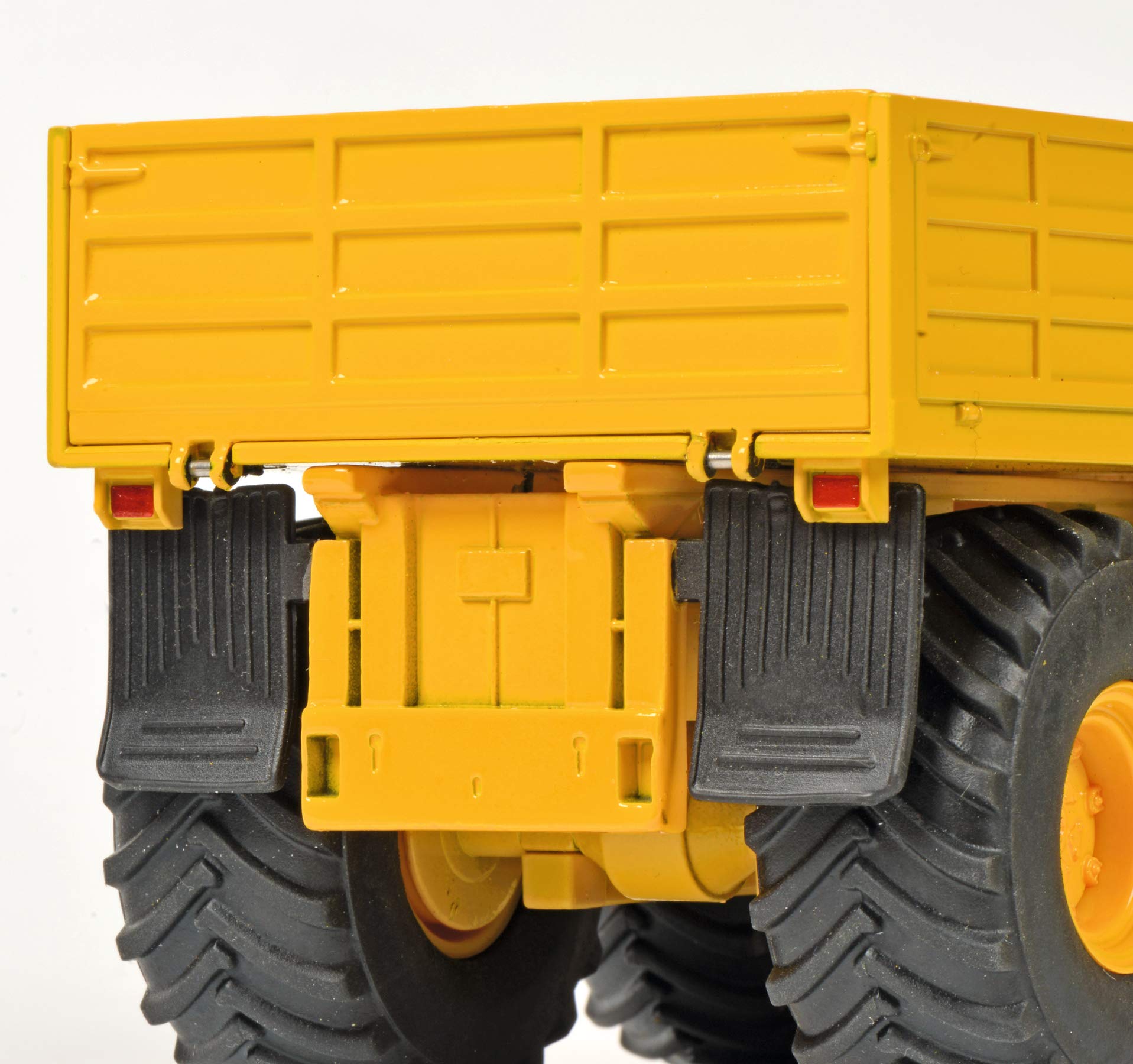 schuco-edition-kirovets-k-700-t-traktor-1-32-mit-anh-nger image 6