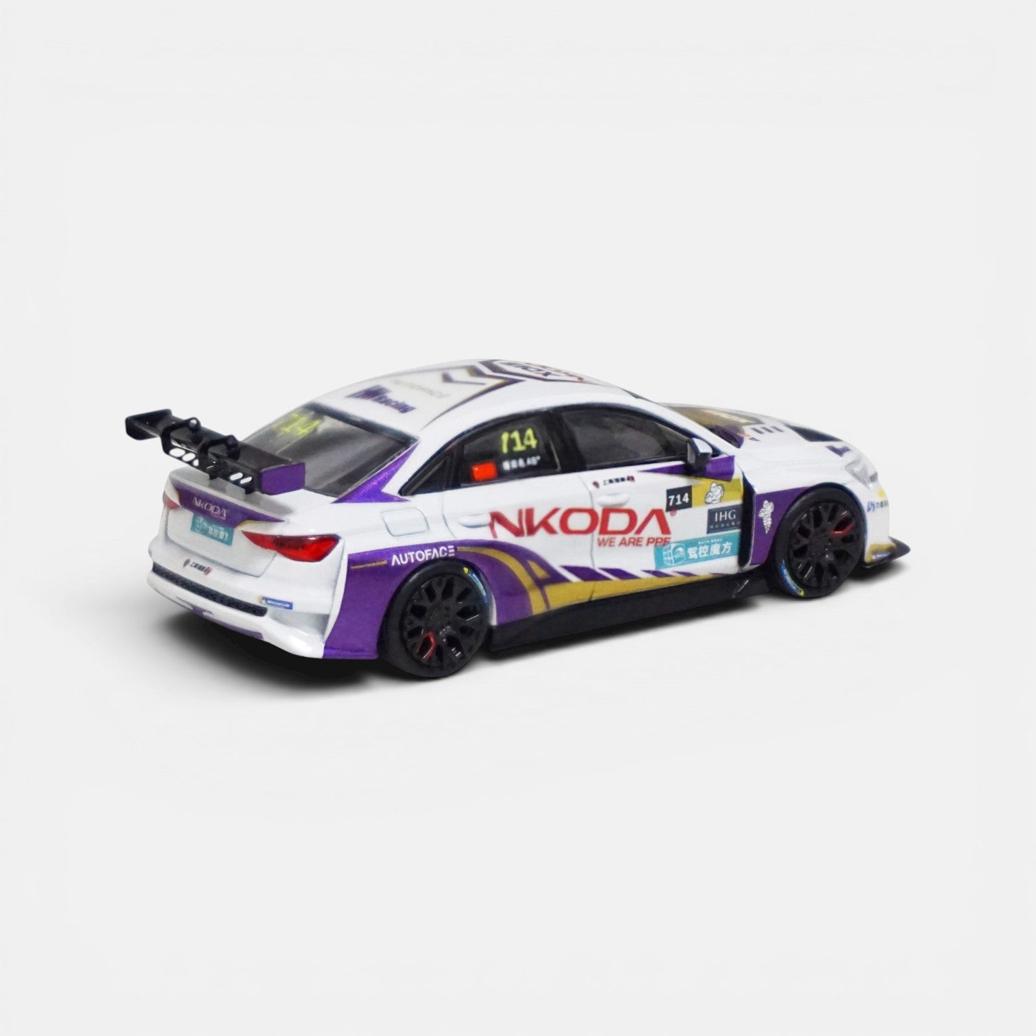 nzg-audi-rs-3-lms-nkoda-2024-rennauto-modell-1-64 image 8