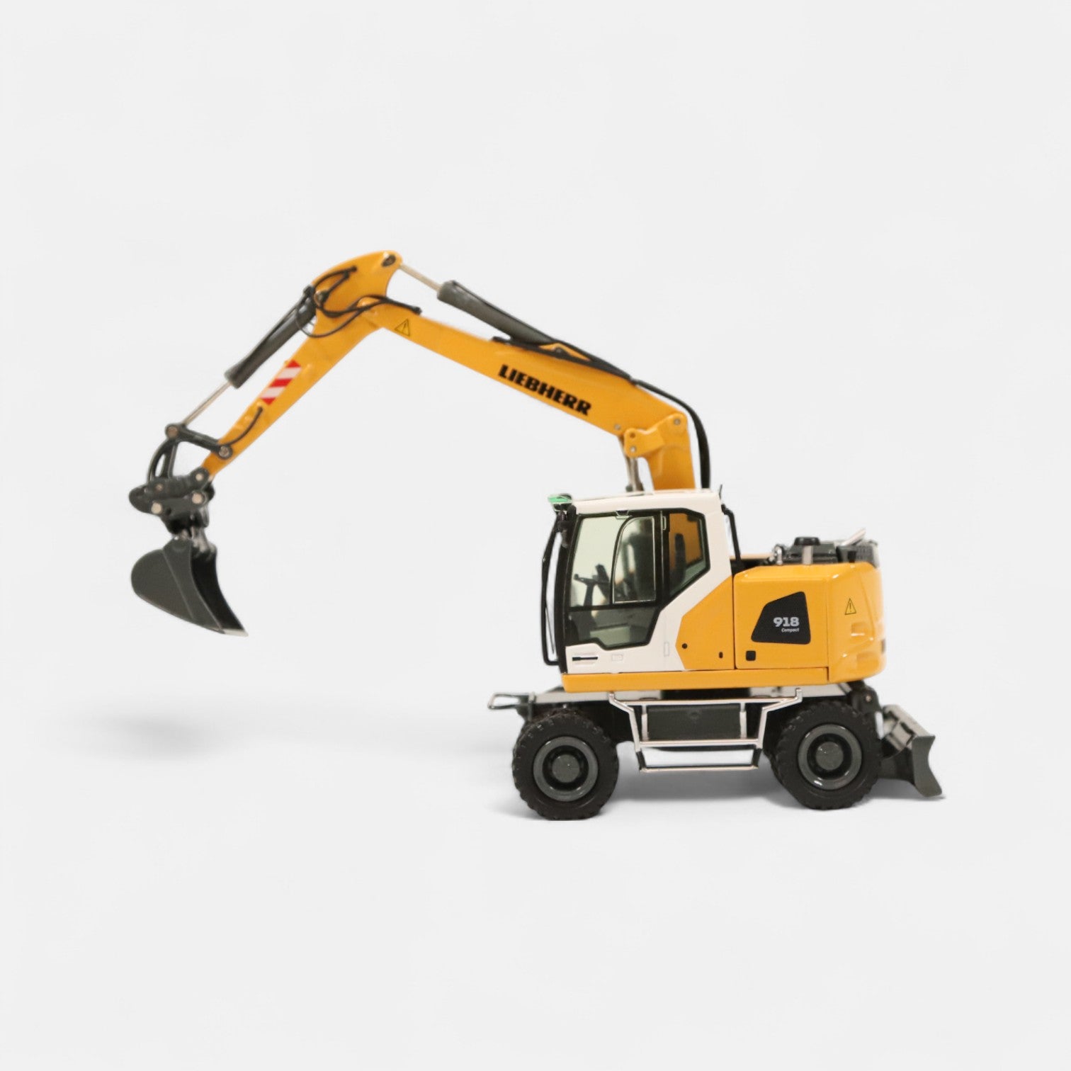nzg-liebherr-a918-compact-gen-8-mobilbagger-1-50 image 5