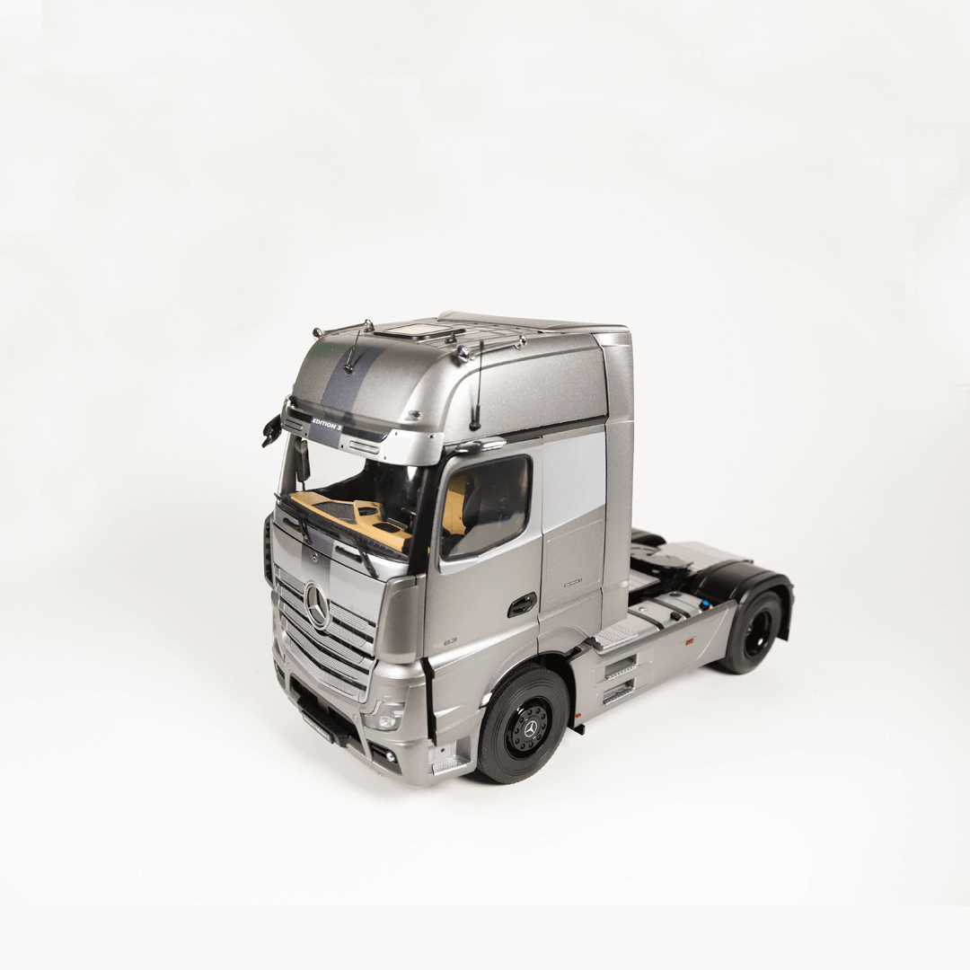nzg-mercedes-actros-gigaspace-edition-3-truck-1-18 image 2