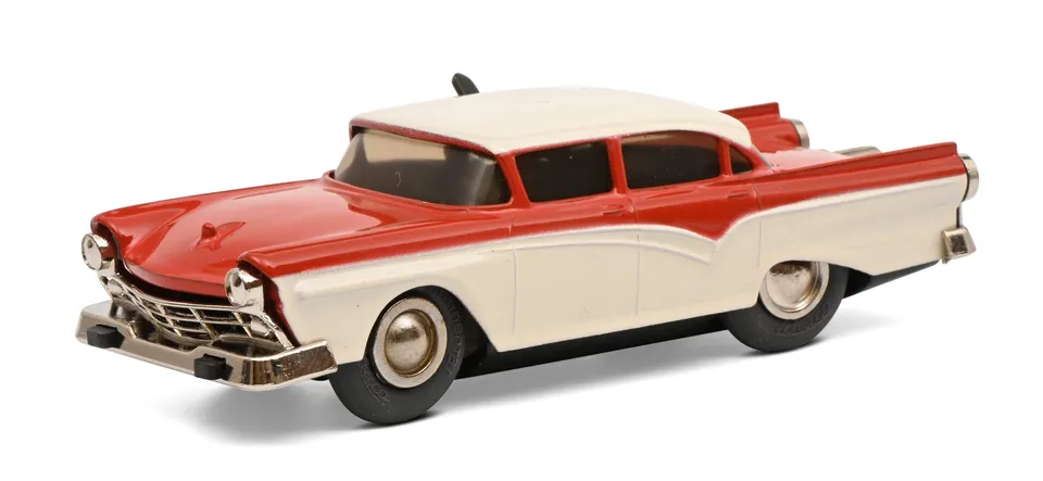 schuco-classic-micro-racer-fairlane-modellauto-rot-beige image 1