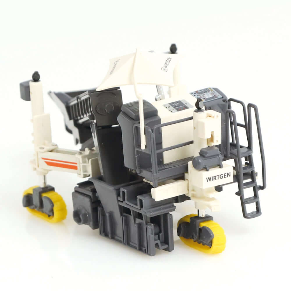 nzg-wirtgen-sp15i-gleitschalungsfertiger-1-50-modell image 4