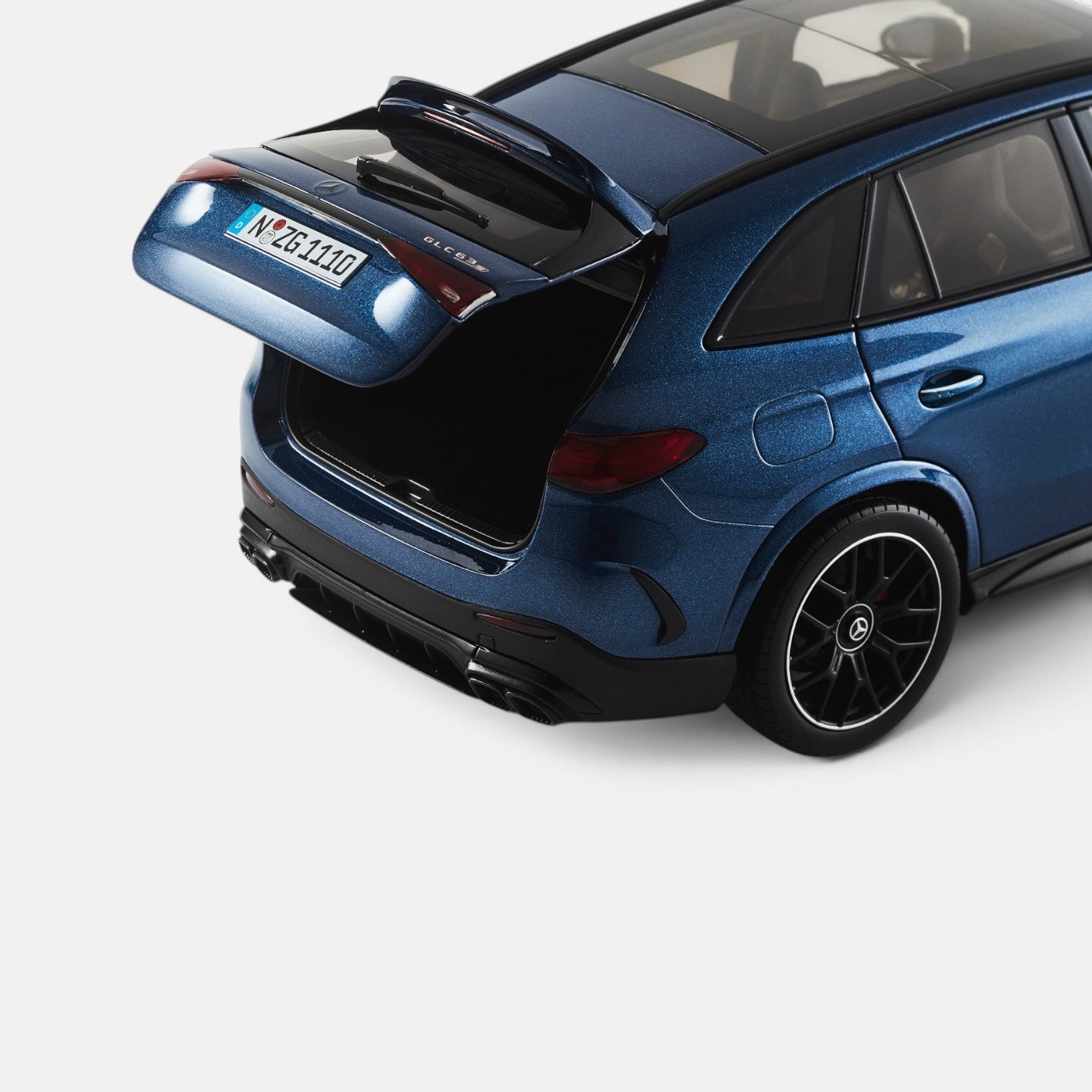 nzg-mercedes-amg-glc-63-suv-modellauto-1-18-spectral-blue image 5