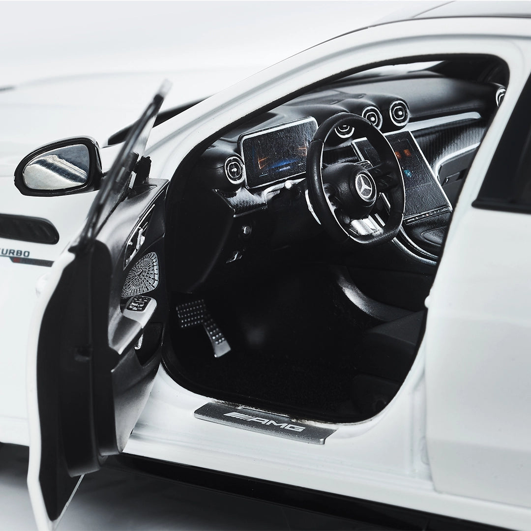 nzg-cars-mercedes-amg-c-63-s-modellauto-1-18-wei image 6