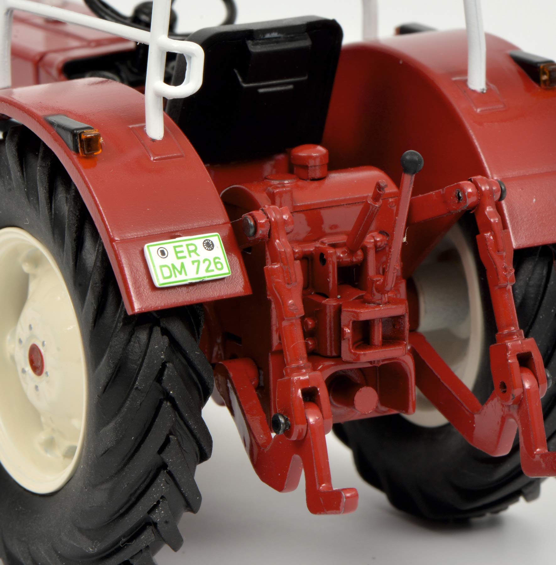 schuco-edition-international-433-traktor-modell-1-32-rot image 5