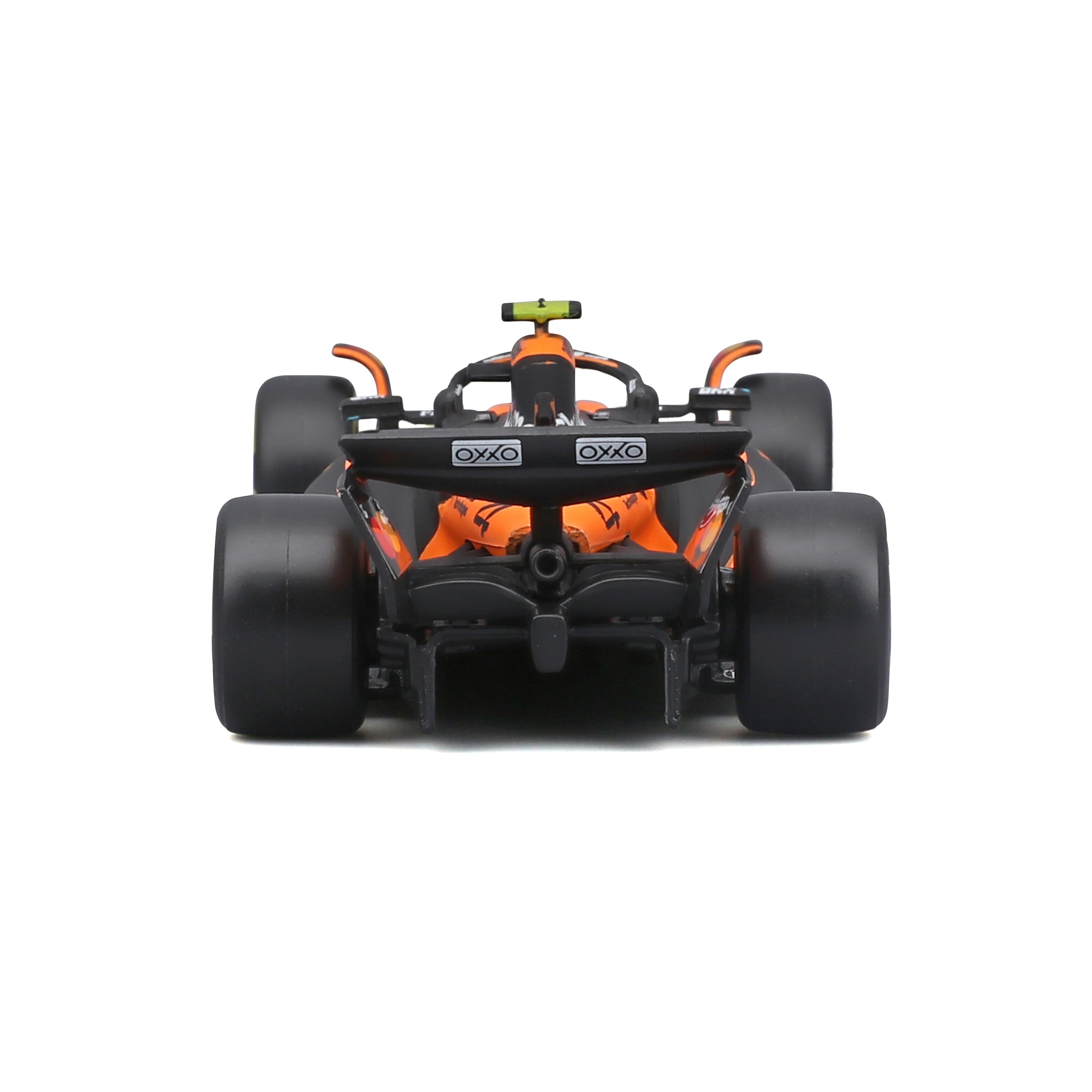 bburago-formula-1-mclaren-mcl39-norris-4-modellauto-1-43 image 4