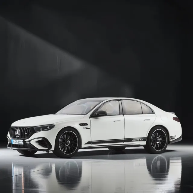 nzg-mercedes-amg-e-53-hybrid-modellauto-1-18-edition-one image 1