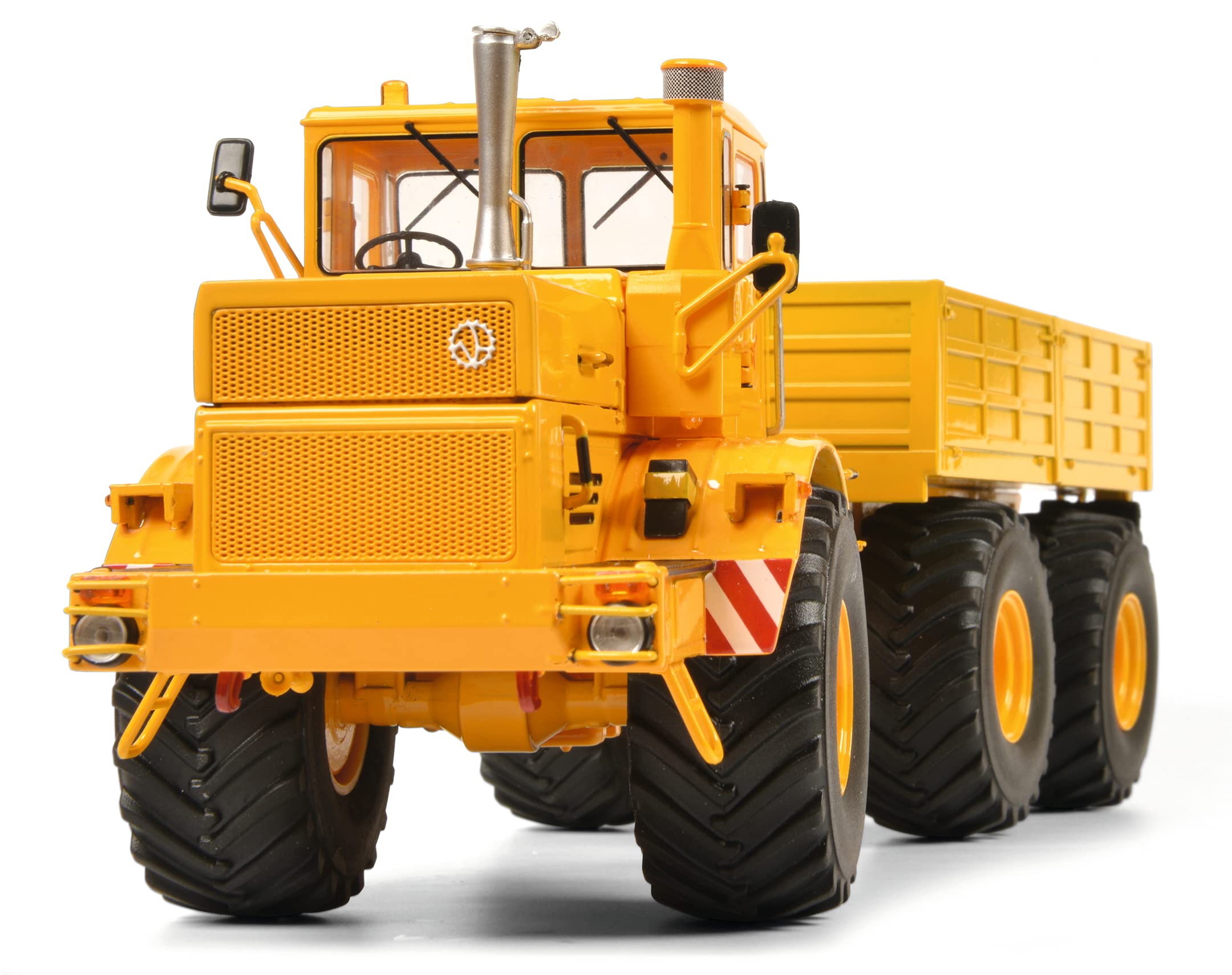 schuco-edition-kirovets-k-700-t-traktor-1-32-mit-anh-nger image 2
