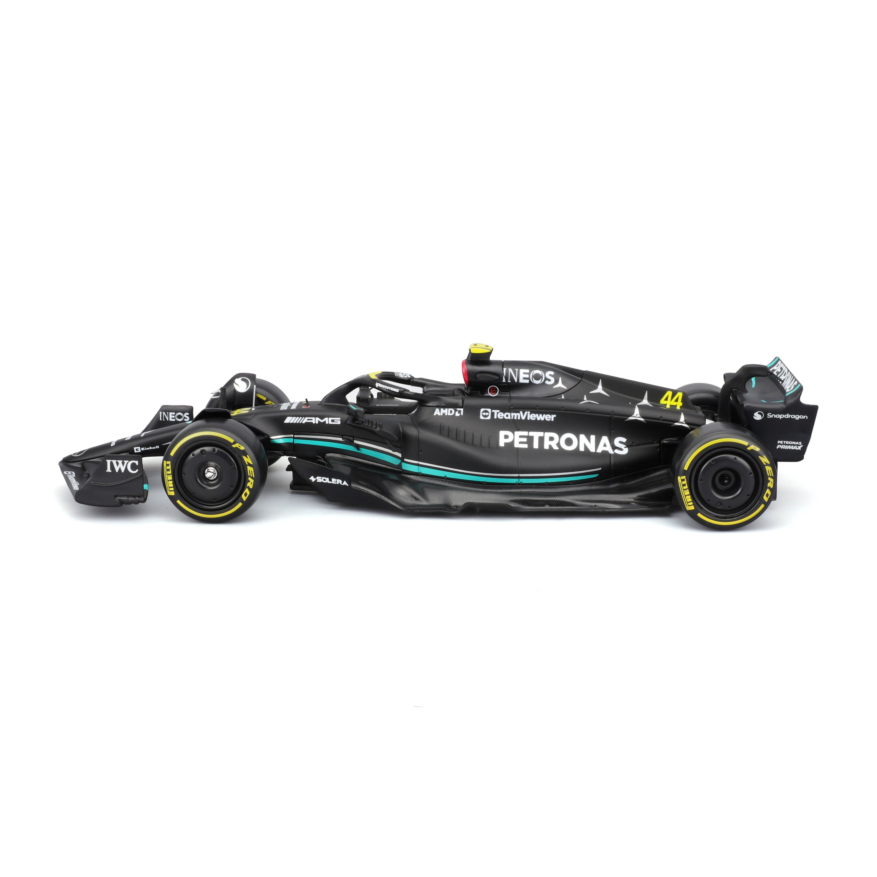 bburago-formula-1-mercedes-w14-44-modellauto-1-24-mit-fahrer image 6