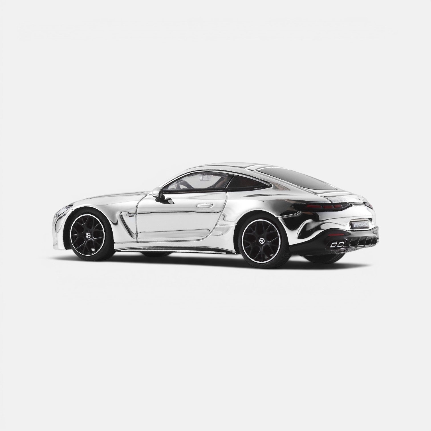 nzg-mercedes-amg-gt-63-special-edition-auto-1-64-silber-chrome image 3