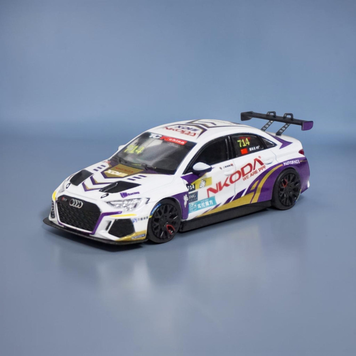 nzg-audi-rs-3-lms-nkoda-2024-rennauto-modell-1-64 image 1