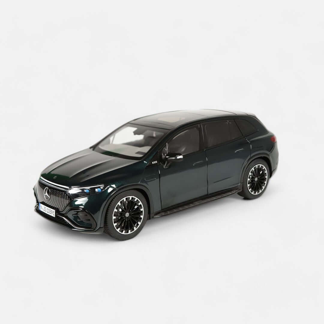 nzg-mercedes-eqs-suv-amg-line-modellauto-1-18-smaragdgr-n image 2