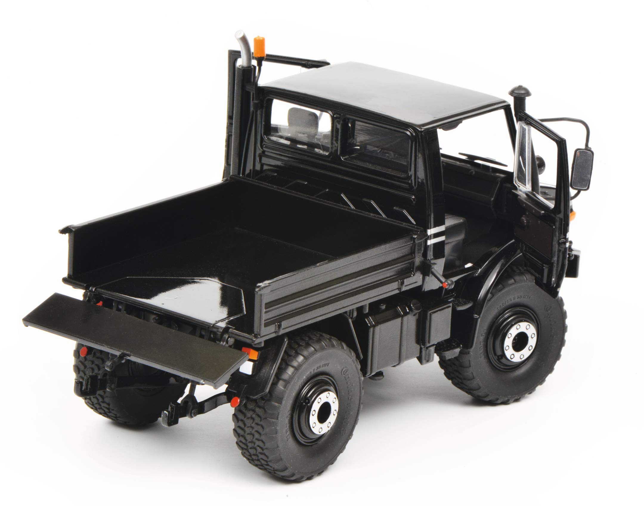 schuco-edition-mercedes-unimog-u1600-modellauto-1-32-schwarz-metall image 2