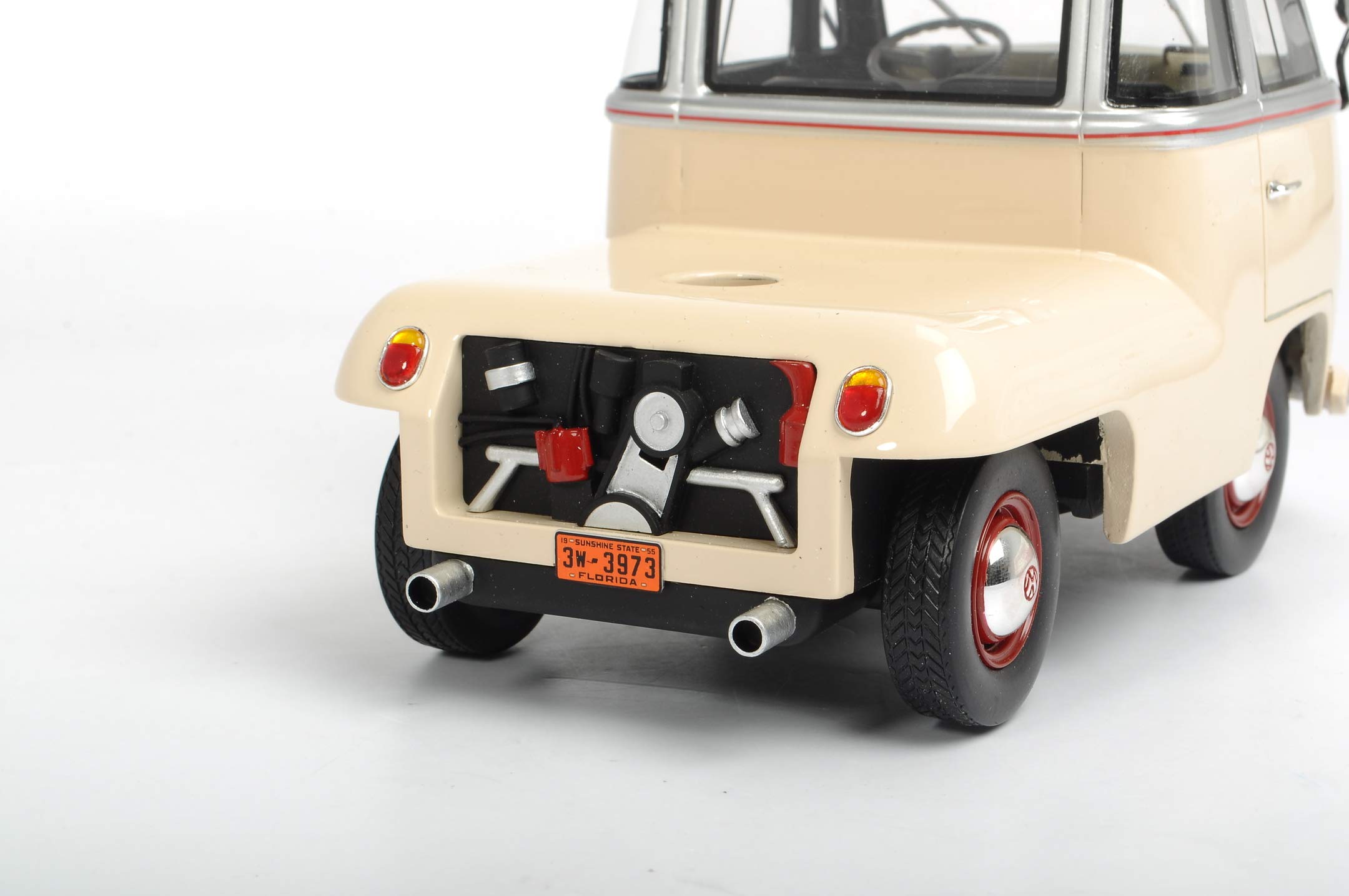 schuco-pro-r18-vw-t1-continental-motors-gespann-1-18-resin image 2