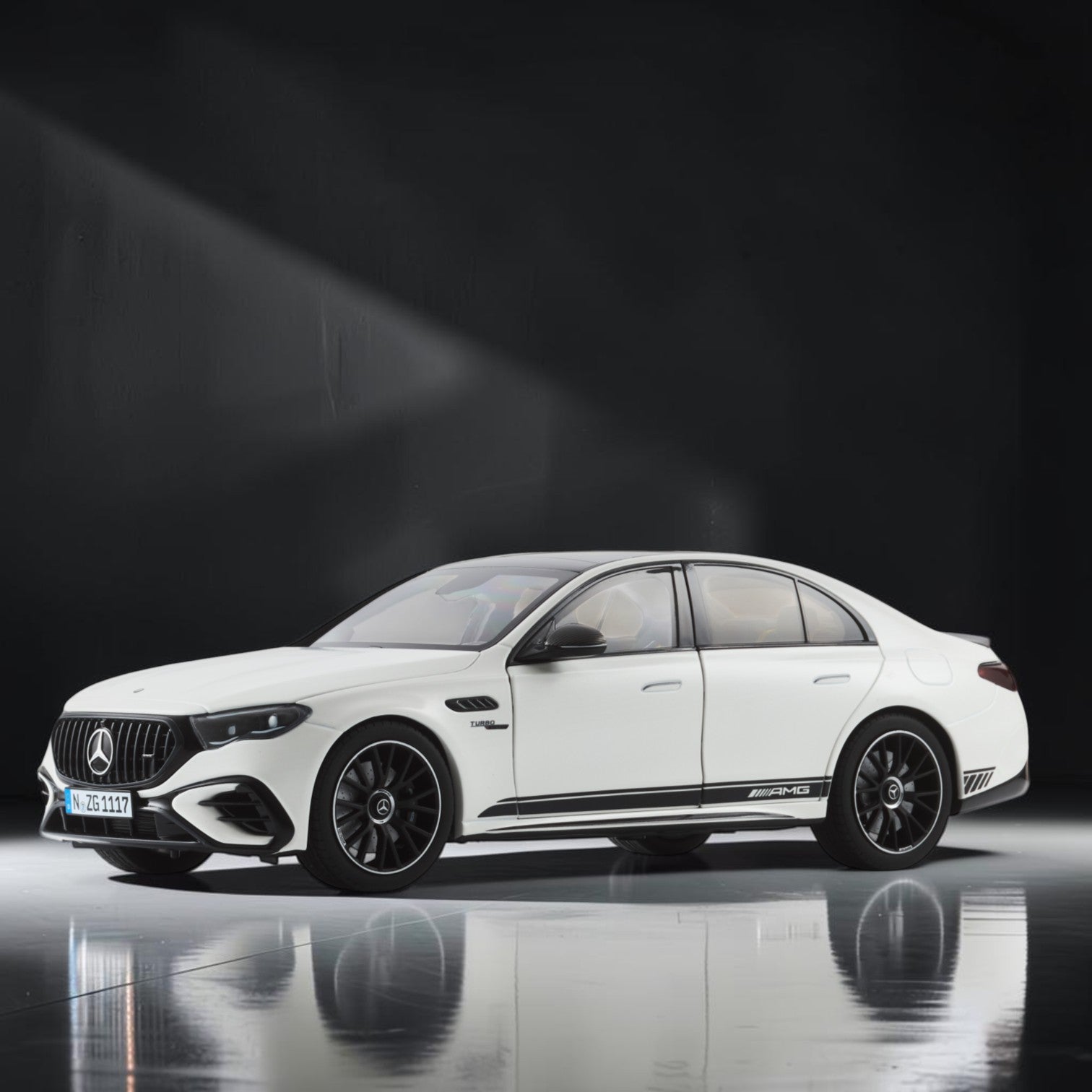 nzg-mercedes-amg-e-53-hybrid-modellauto-1-18-edition-one image 1