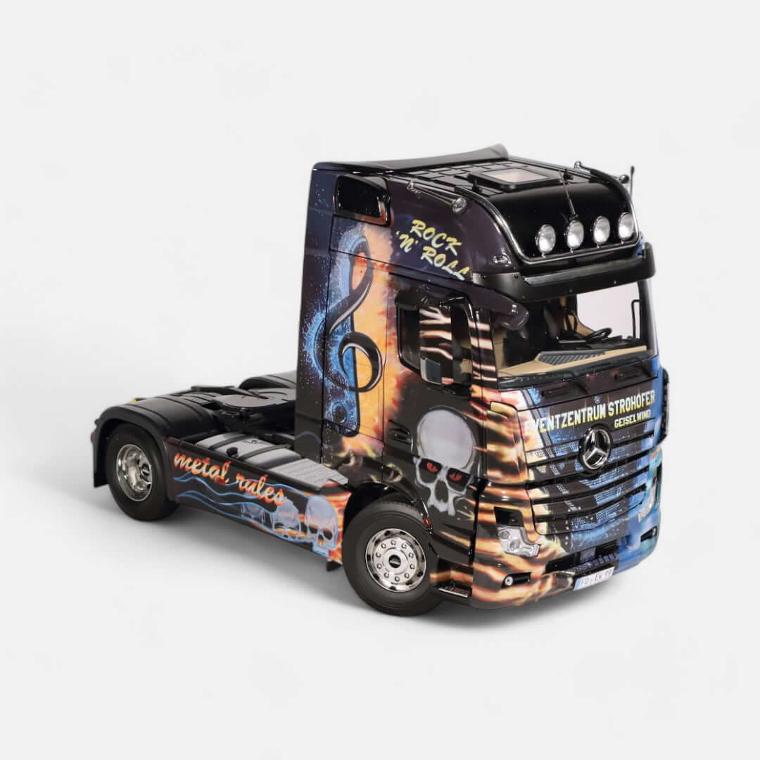 nzg-mercedes-actros-gigaspace-4x2-strohofer-lkw-1-18 image 3