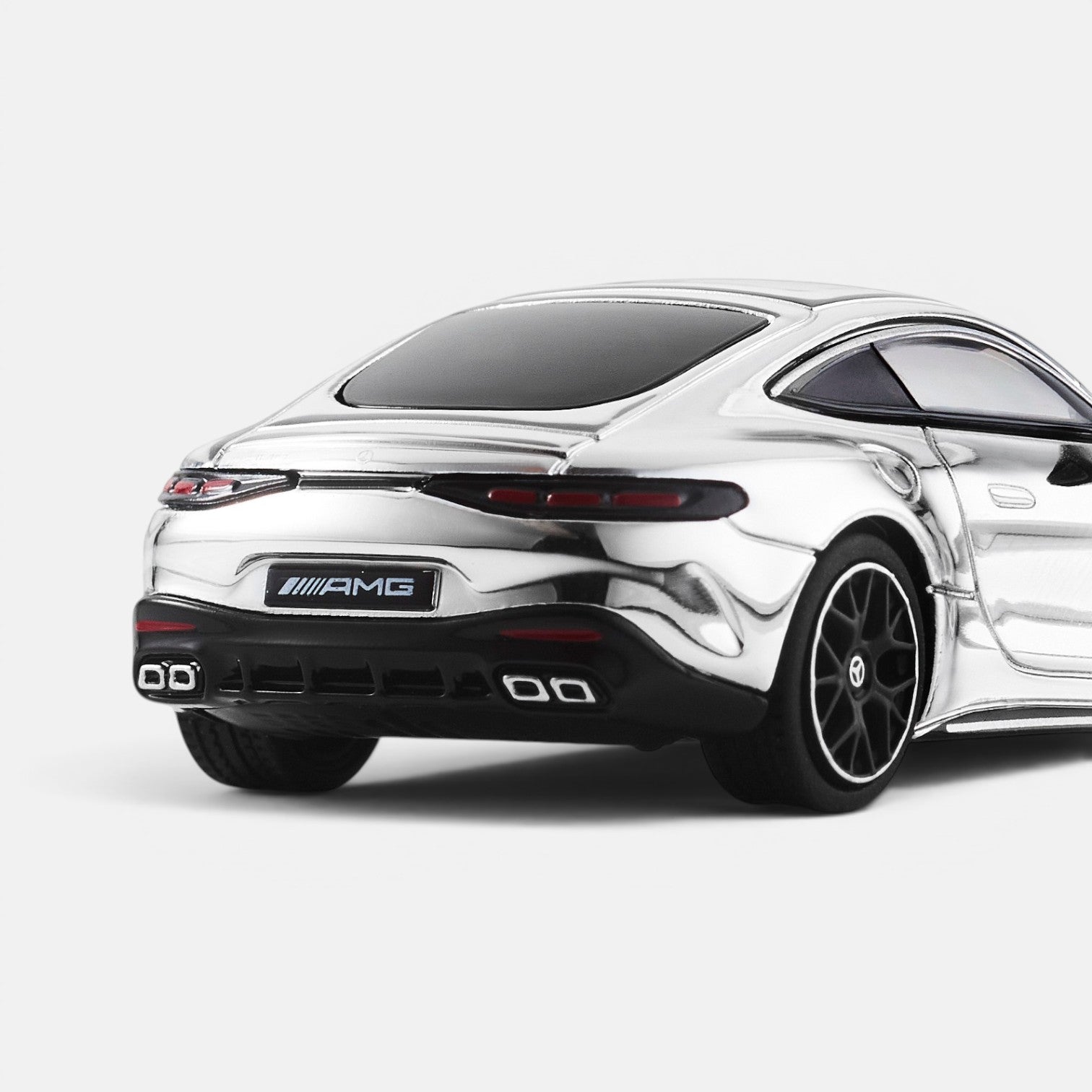 nzg-mercedes-amg-gt-63-special-edition-auto-1-64-silber-chrome image 5