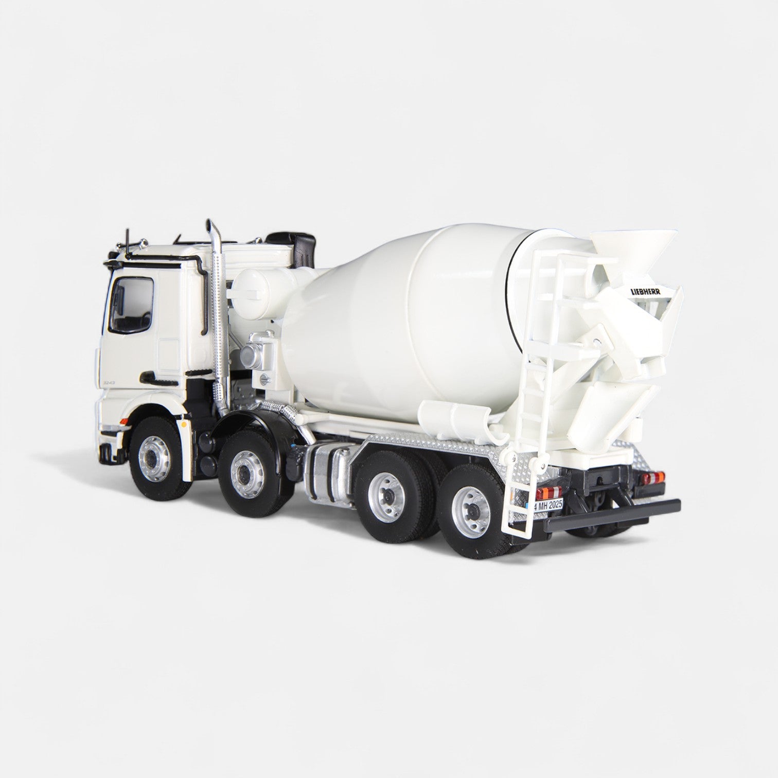 nzg-mercedes-benz-arocs-8x4-betonmischer-lkw-modell-mischtrommel image 3