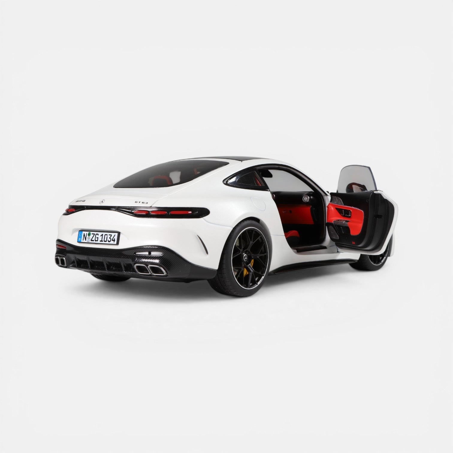 nzg-mercedes-amg-gt-63-automodell-1-18-opalithwei image 5