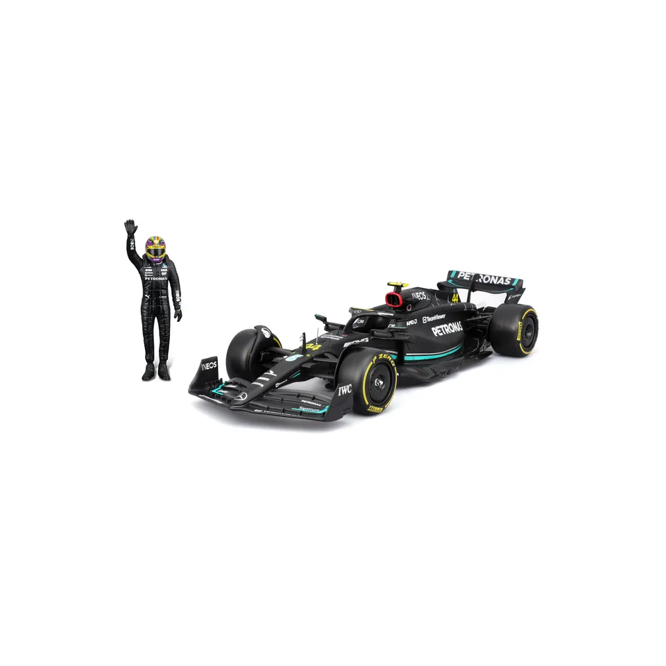 bburago-formula-1-mercedes-w14-44-modellauto-1-24-mit-fahrer image 1