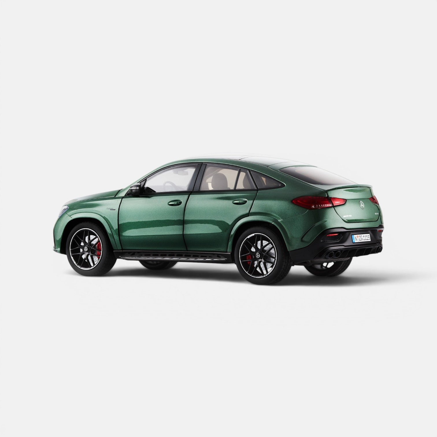nzg-mercedes-amg-gle-53e-coup-suv-modellauto-1-18-gr-n image 3