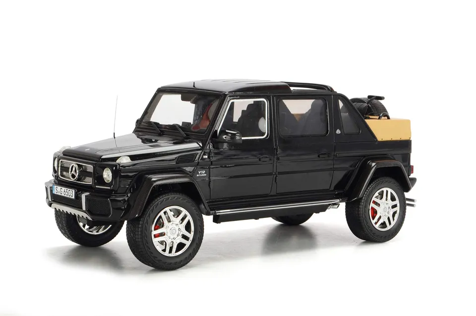 schuco-pro-r18-mercedes-maybach-g650-landaulet-1-18-schwarz image 1
