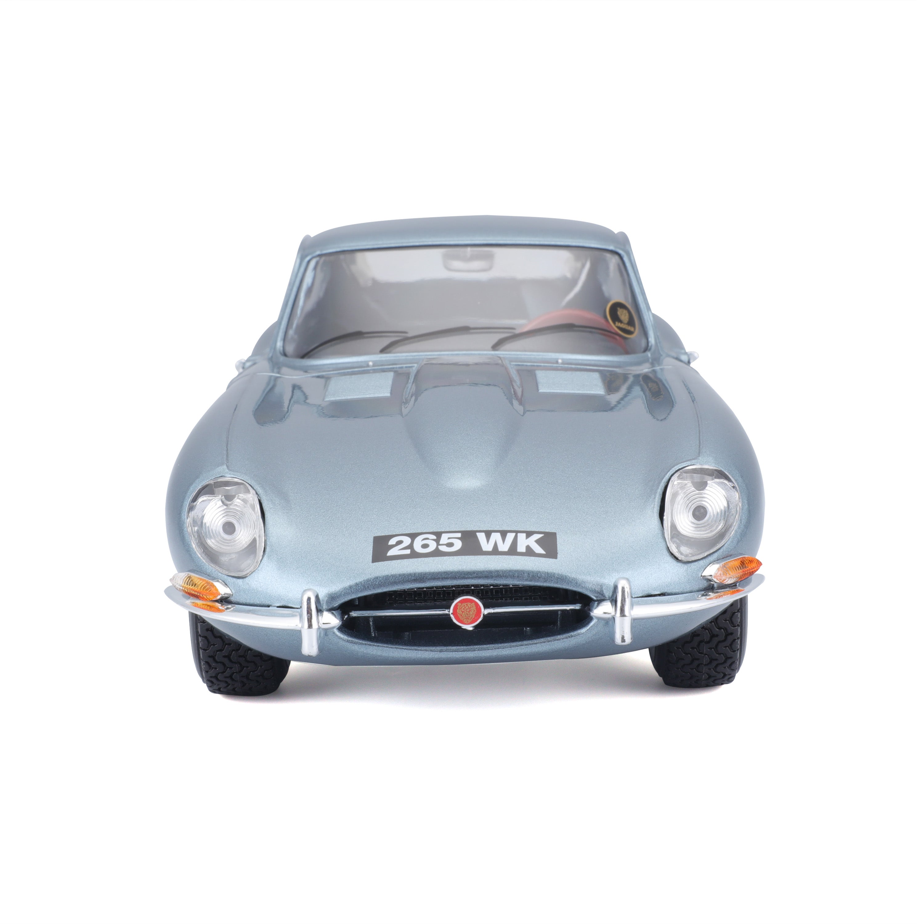 bburago-jaguar-e-type-coup-modellauto-1-18-hellblau-metallic image 3