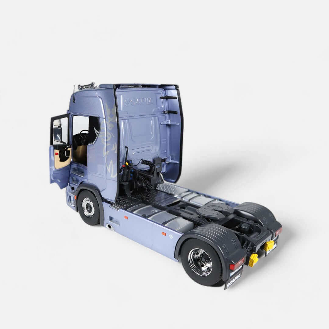nzg-scania-730s-v8-4x2-lkw-modell-1-18-blau image 3