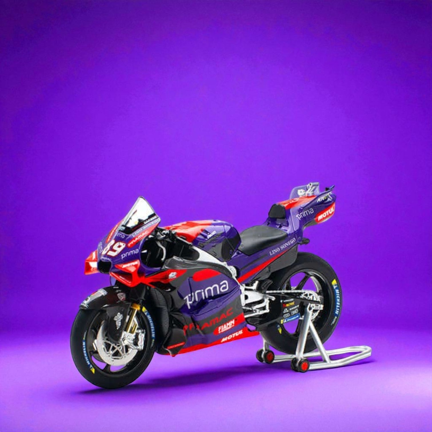 nzg-motorbikes-ducati-gp24-modellmotorrad-1-12-pramac-martin image 1
