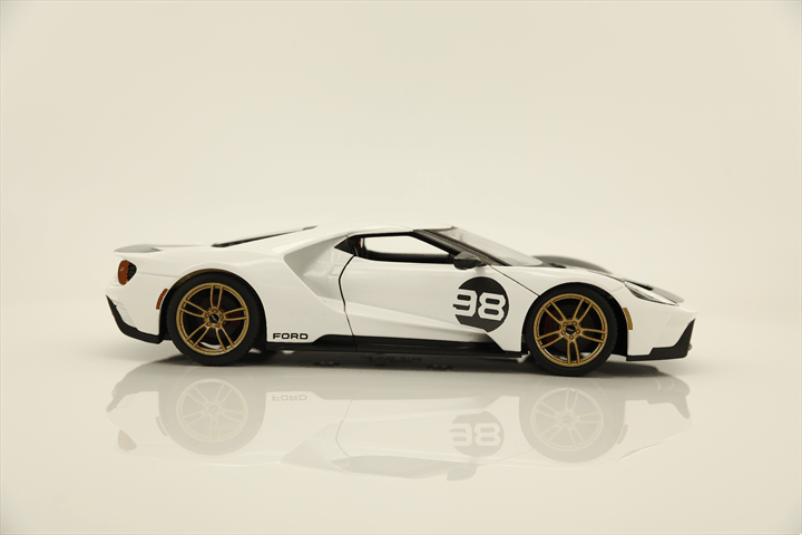 bburago-street-cars-ford-gt-2021-heritage-modellauto-1-18-wei image 3