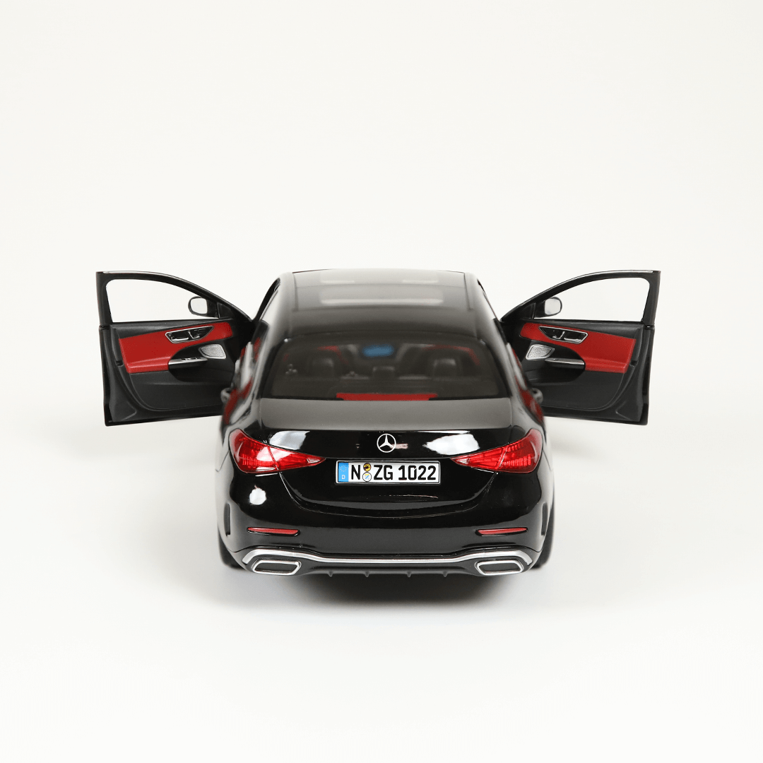 nzg-mercedes-benz-c-klasse-w206-modellauto-1-18-schwarz image 4