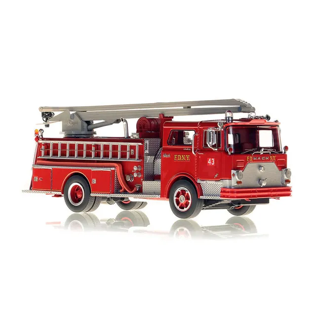 nzg-mack-cf-squrt-feuerwehr-engine-43-modell-1-50 image 1